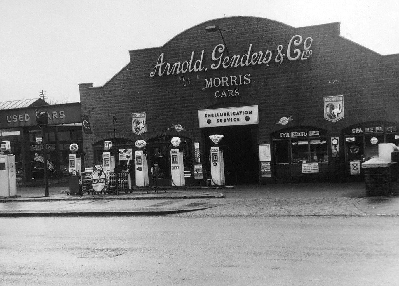 Arnold Genders motors